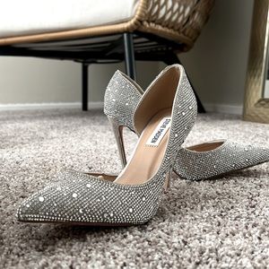 STEVE MADDEN  Rhinestones pumps
